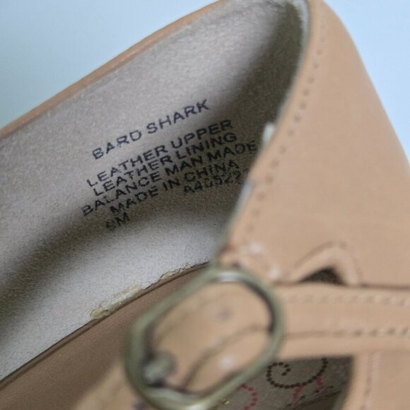 Kenneth Cole Reaction Bard Shark Peep Toe Neutral Tan Leather Flats Size 9M - Picture 7 of 7